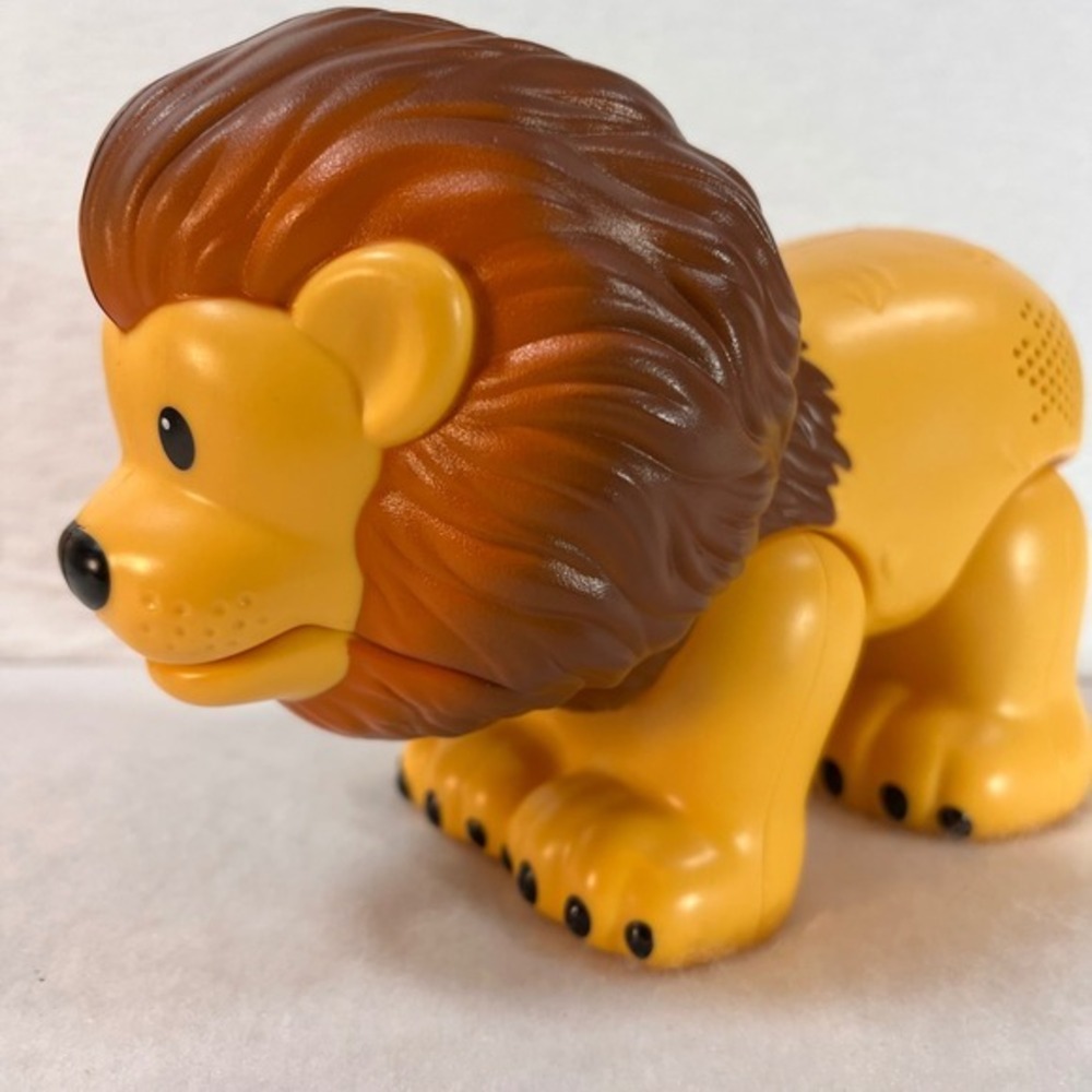 RARE Fisher Price Little People Big Animal Lion DFT28 Interactive Roaring Sound